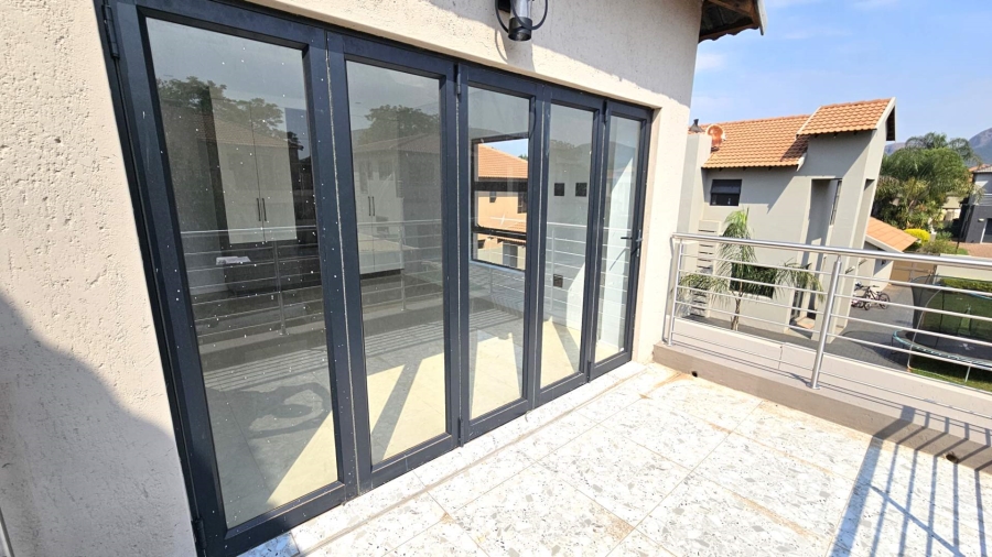 5 Bedroom Property for Sale in Melodie North West